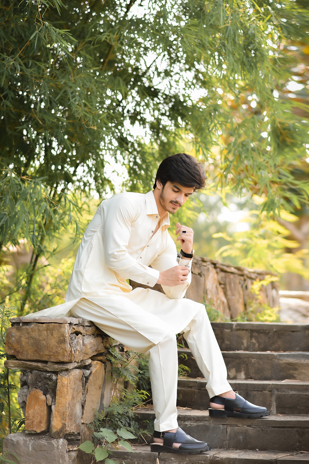 Styling Suit Beige Collar Yellow Strip SK-0016