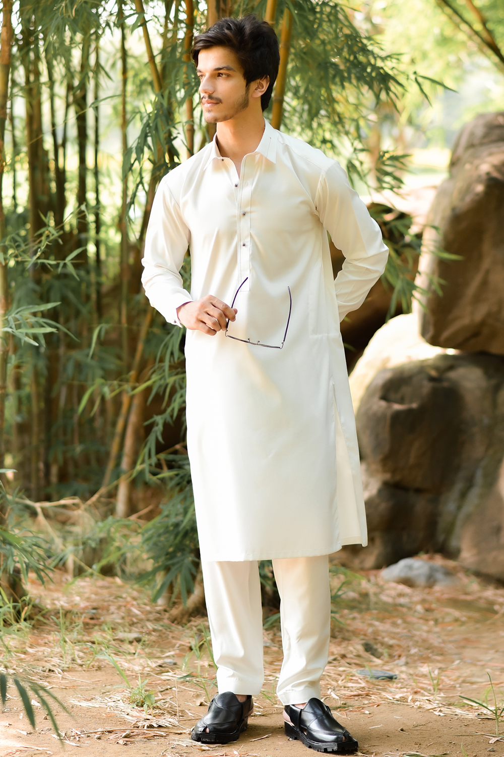 Styling Suit off white Collar Yellow Strip SK-0017