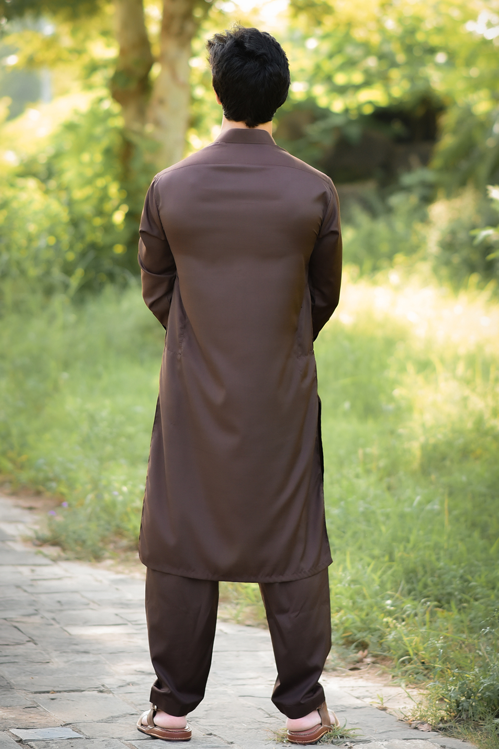 Styling Suit Chocolate Brown Collar Yellow Strip SK-0019