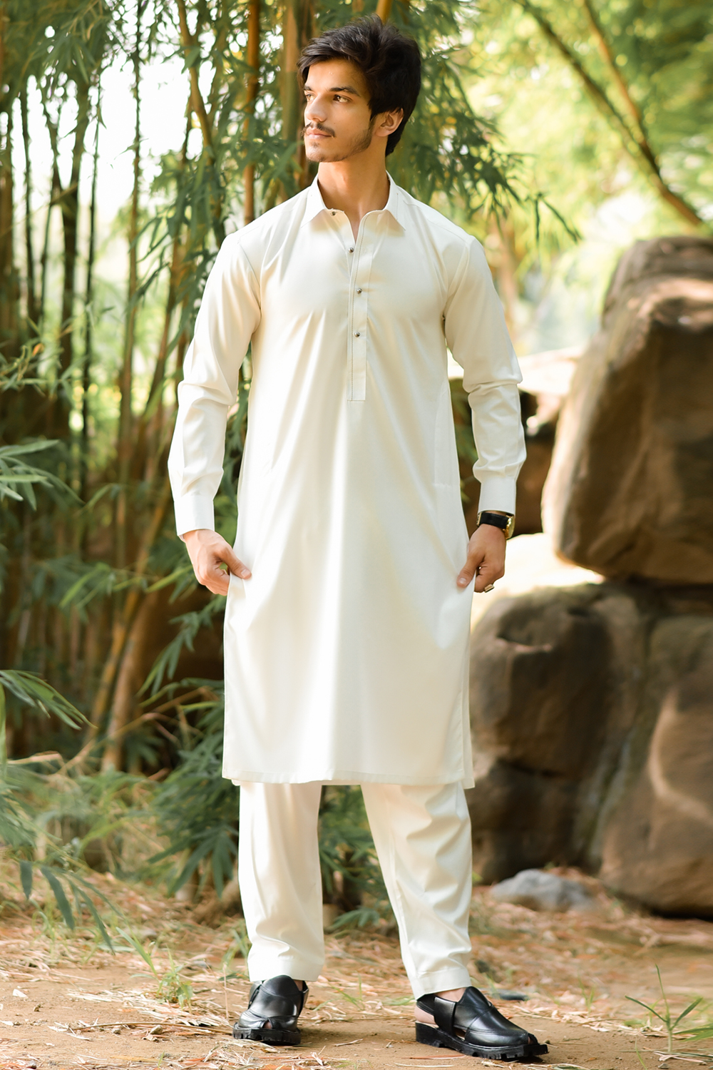 Styling Suit off white Collar Yellow Strip SK-0017