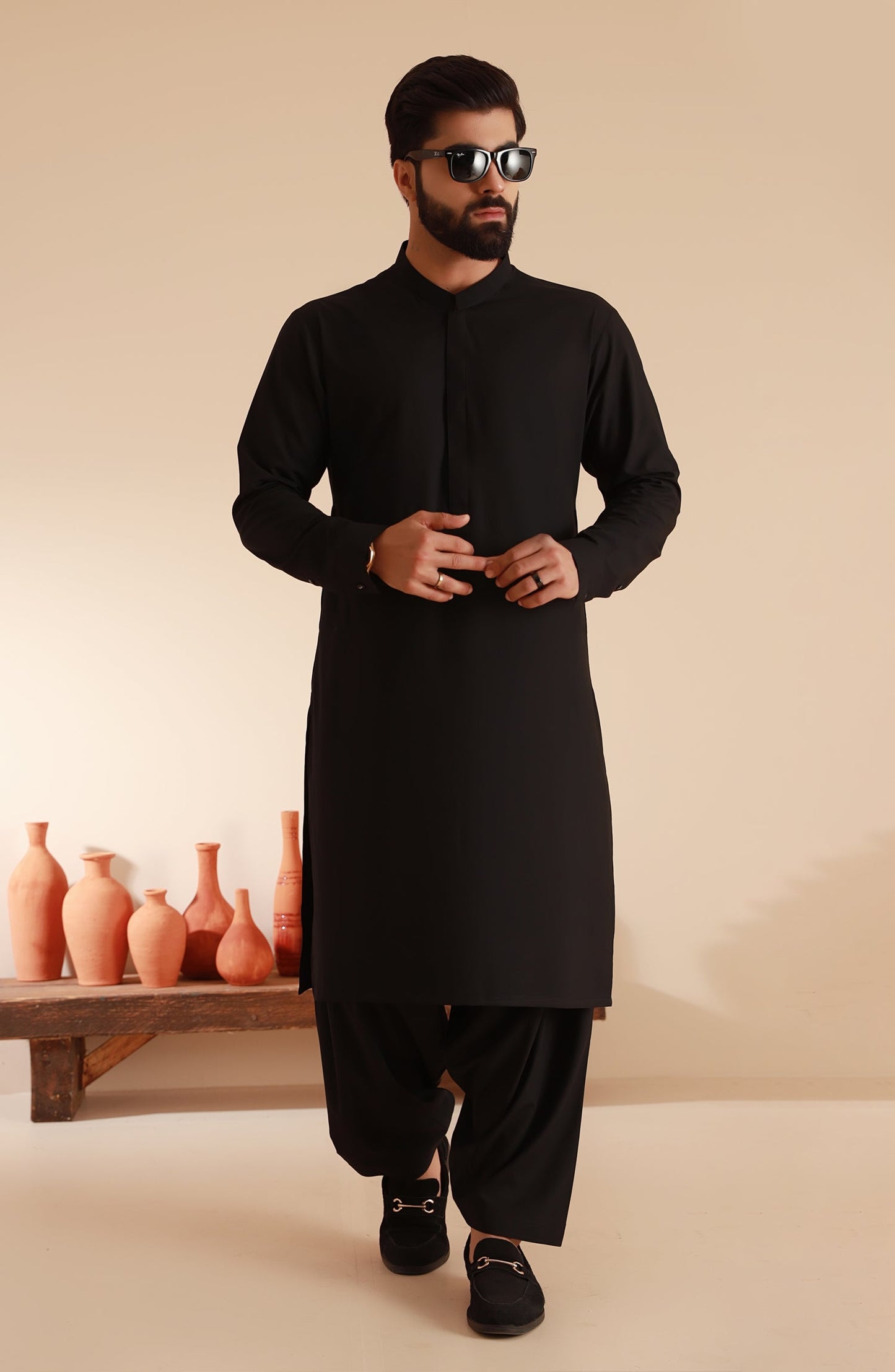 Styling Suit Plain Black Ban SK-006